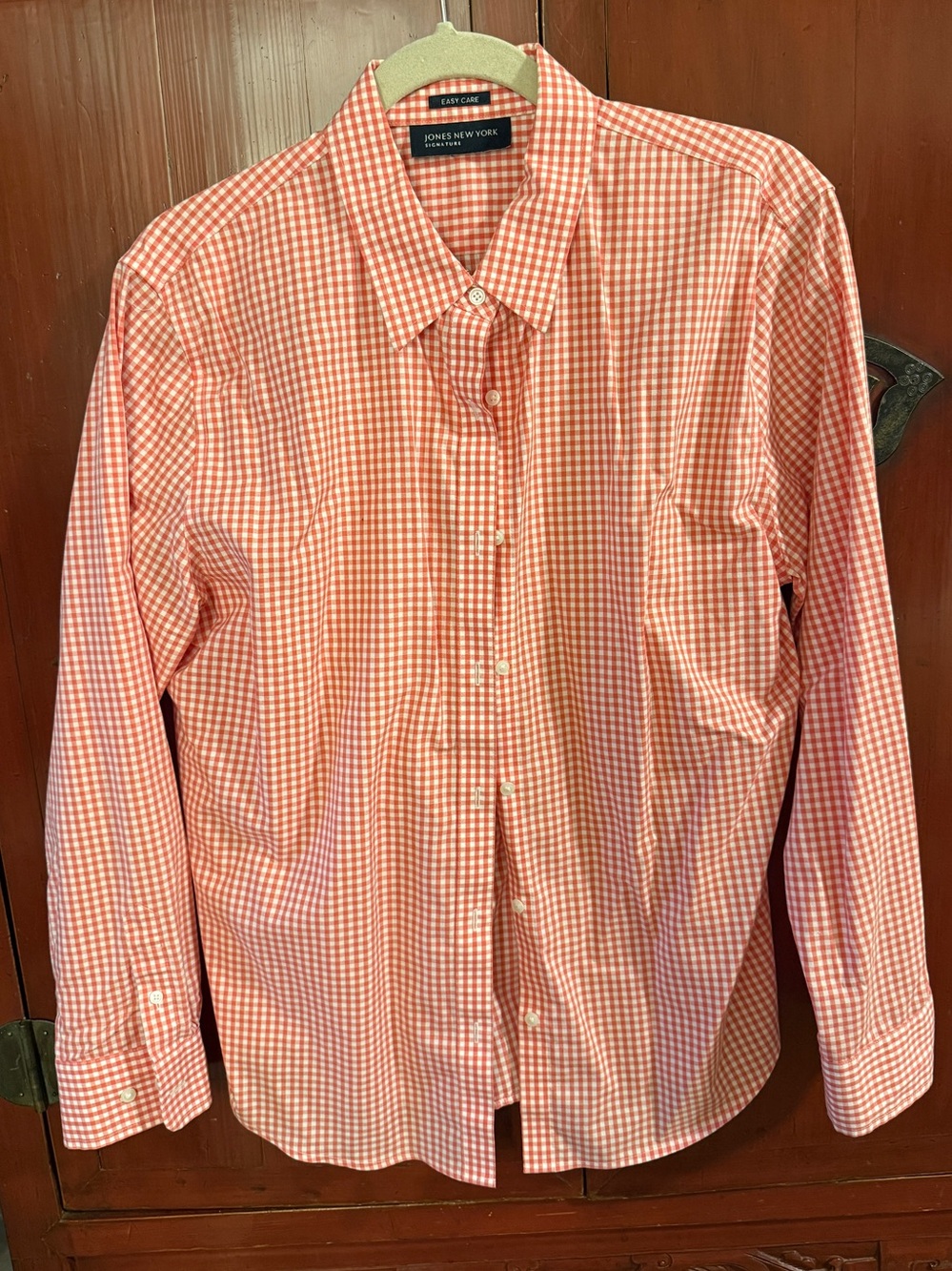 Jones New York Women’s 
Coral and White Gingham Button Down Shirt Like New